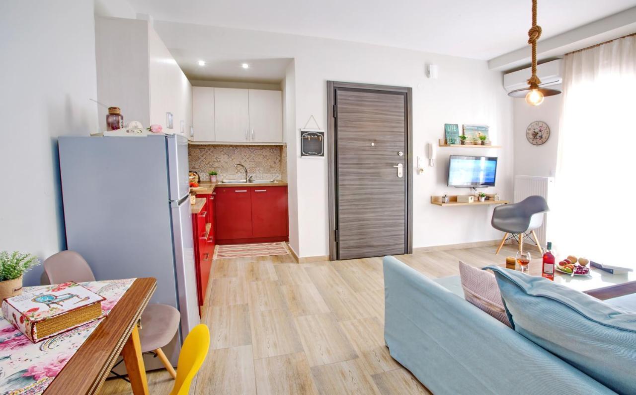 Myrsini'S Apartment Néa Péramos エクステリア 写真
